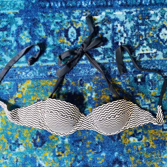 Topshop Patterned Wire Bikini Top💋 - Picture 3 of 9